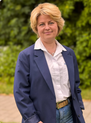 Julia P.